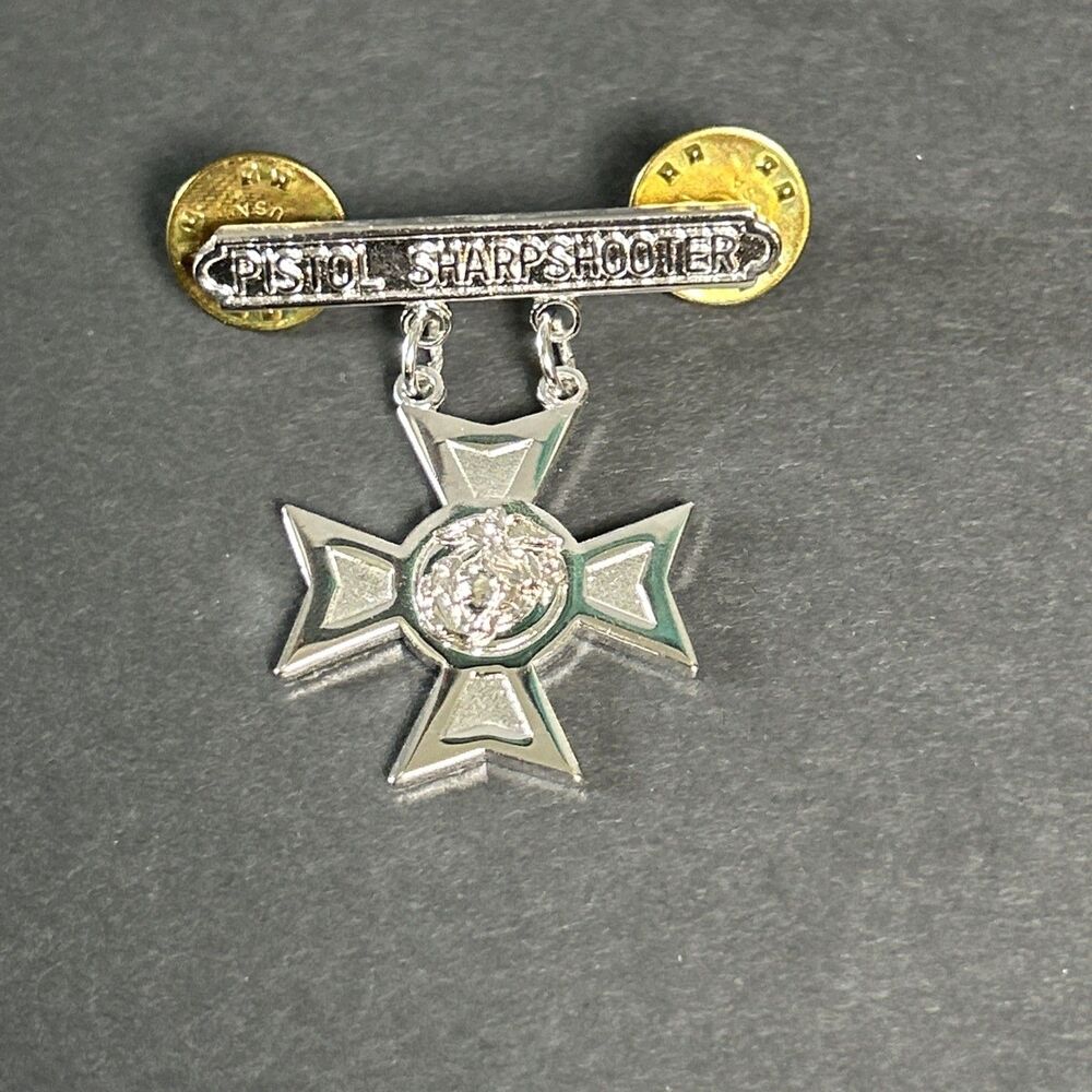 US Marine Corps Qualification Marksmanship Badges Pistol Sharpshooter Pin Brooch